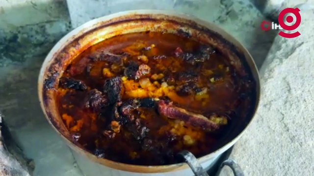 Türk mutfağının en önemli lezzetlerinden... 16 saatte odun ateşinde pişiyor