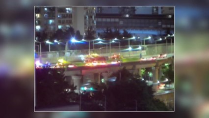 부산 동서고가도로 트레일러 넘어져...차량 우회 조치 / YTN