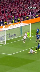Le doublé d'Ademola Lookman face à Leverkusen