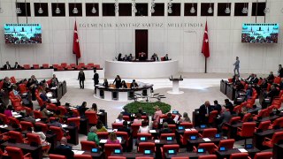 TİP Sözcüsü Kadıgil’den İçişleri Bakanı Yerlikaya’ya Cumartesi Anneleri çağrısı: Anayasa’yı uygulayın, Galatasaray Meydanı’nı açın