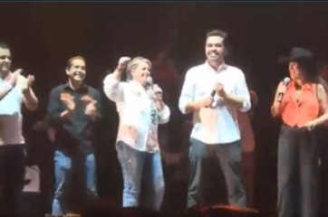 Colapsa escenario durante evento de Jorge Álvarez Máynez en San Pedro Garza García