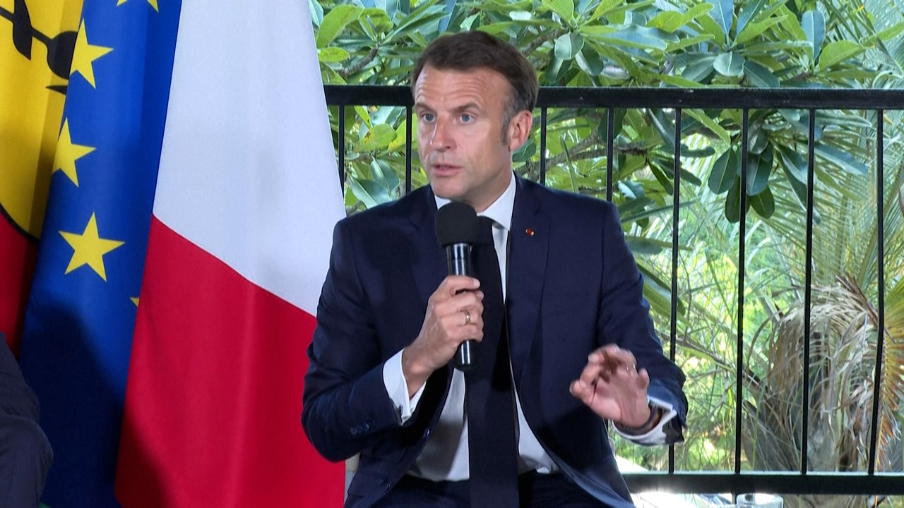 Nouvelle-Calédonie : Macron appelle à lever les barrages pour mettre fin à l'état d'urgence