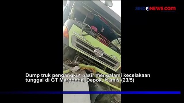 Dump Truk Pasir Tabrak Pembatas GT Margonda Depok, Tidak Ada Korban