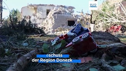 Zehnjähriger Junge aus Trümmern befreit - Russland beschießt Donezk