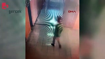 Öğretmen, öğrencisini 'Heimlich' manevrasıyla kurtardı