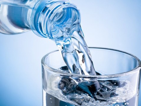 Öko-Test : Dieses Mineralwasser fällt durch