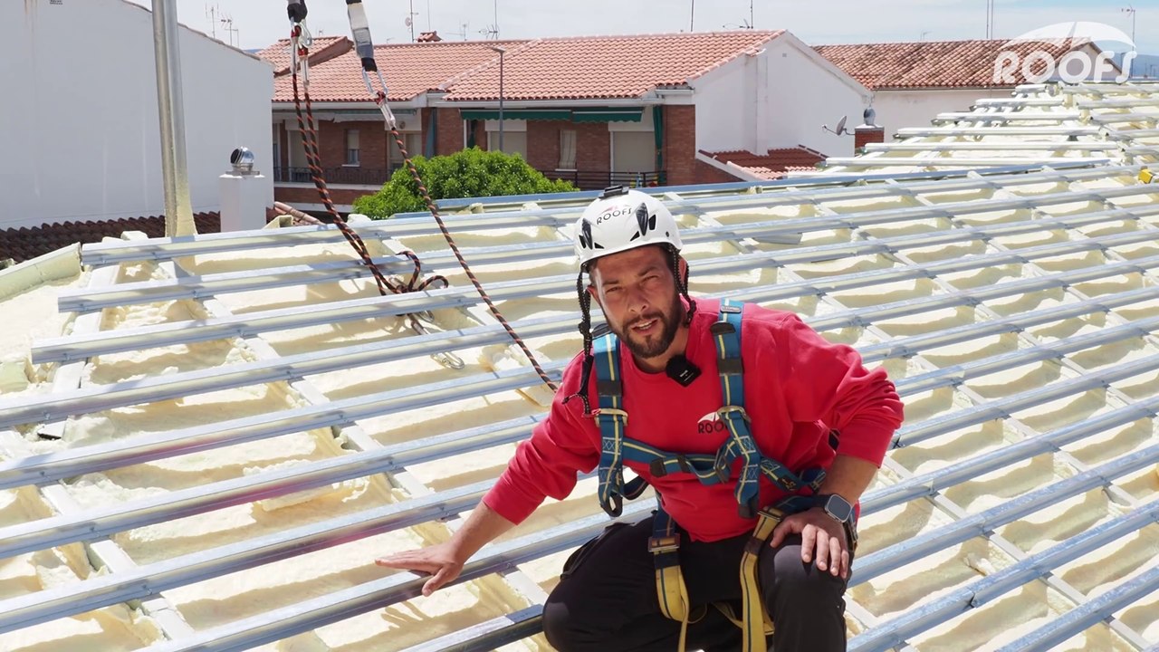 Cómo instalar RASTRELES para colocar TEJAS en seco | ROOFS