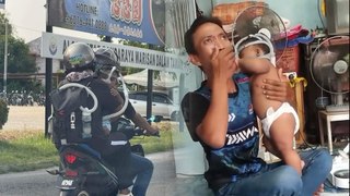 “Poket saya ada RM12 je masa tu” - Bapa terkejut video bawa anak sakit naik motor tular