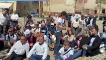 Inaugurazione a Ferrara, sit-in dei sostenitori di Anselmo