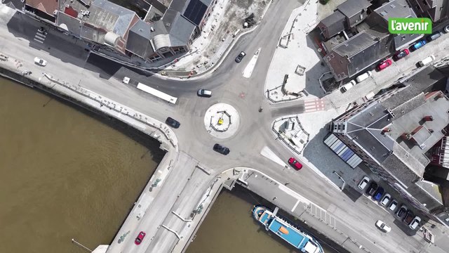 Fin des travaux du rond point près du pont Roi Baudouin