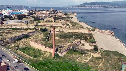 Real Cittadella "occupata", progetti prigionieri degli abusivi