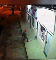Grupo furta agência de turismo na Ponta Verde, em Maceió