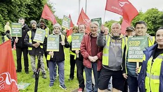 Morrisons workers on strike in Yorkshire: ‘We supply food, now we won’t have enough on to survive’