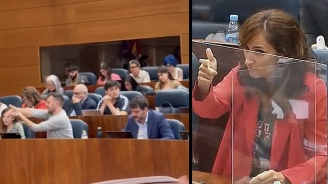Un diputado de Más Madrid vuelve a ‘sacar la pistola’ en la Asamblea durante una intervención de Ayuso