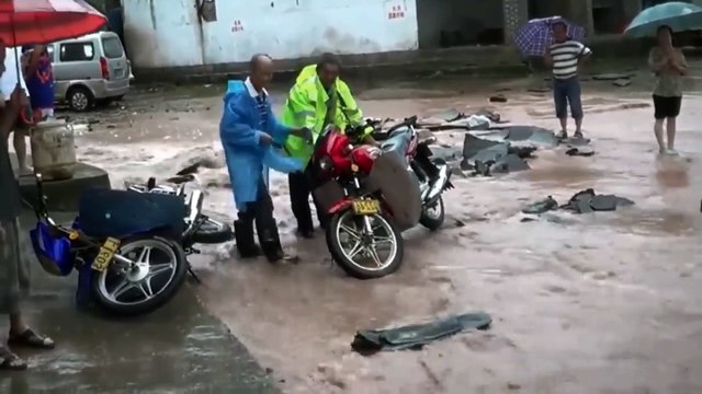 China is stopped by floods, disaster heavy rains, flooding in Guangxi