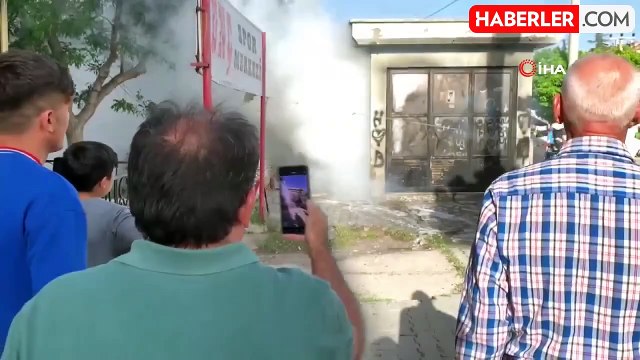 Karaman'da patlayan elektrik trafosu alev alev yandı