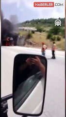 Tarsus'ta tır yangınında 7 otomobil kullanılamaz hale geldi