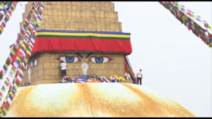 In Nepal si festeggia il 2568° anniversario della nascita di Buddha