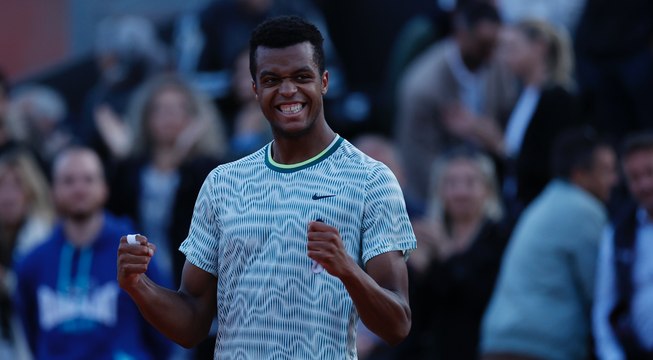 Tennis - Lyon 2024 - Giovanni Mpetshi Perricard, sa première demie et l'entrée dans le Top 100 lundi : J'en ai un peu rien à faire du classement...