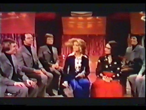 OLIVIA NEWTON-JOHN & NANA MOUSKOURI - Sing (Nana Mouskouri 1974)