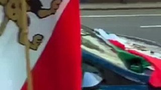 В Лондоне иранские оппозиционеры исполнили песню «Вертолет» напротив иранского посольства