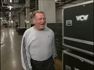 Paul Orndorff arrives at the arena - 12/13/1999 - WCW
