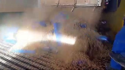 PRF apreende 3,5 t de maconha escondida em carga de soja no PR