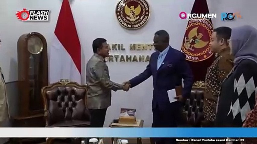 KUNJUNGAN KEHORMATAN DELEGASI REGIONAL KOMITE INTERNASIONAL PALANG MERAH KE KANTOR KANTOR KEMENTRIAN PERTAHANAN RI