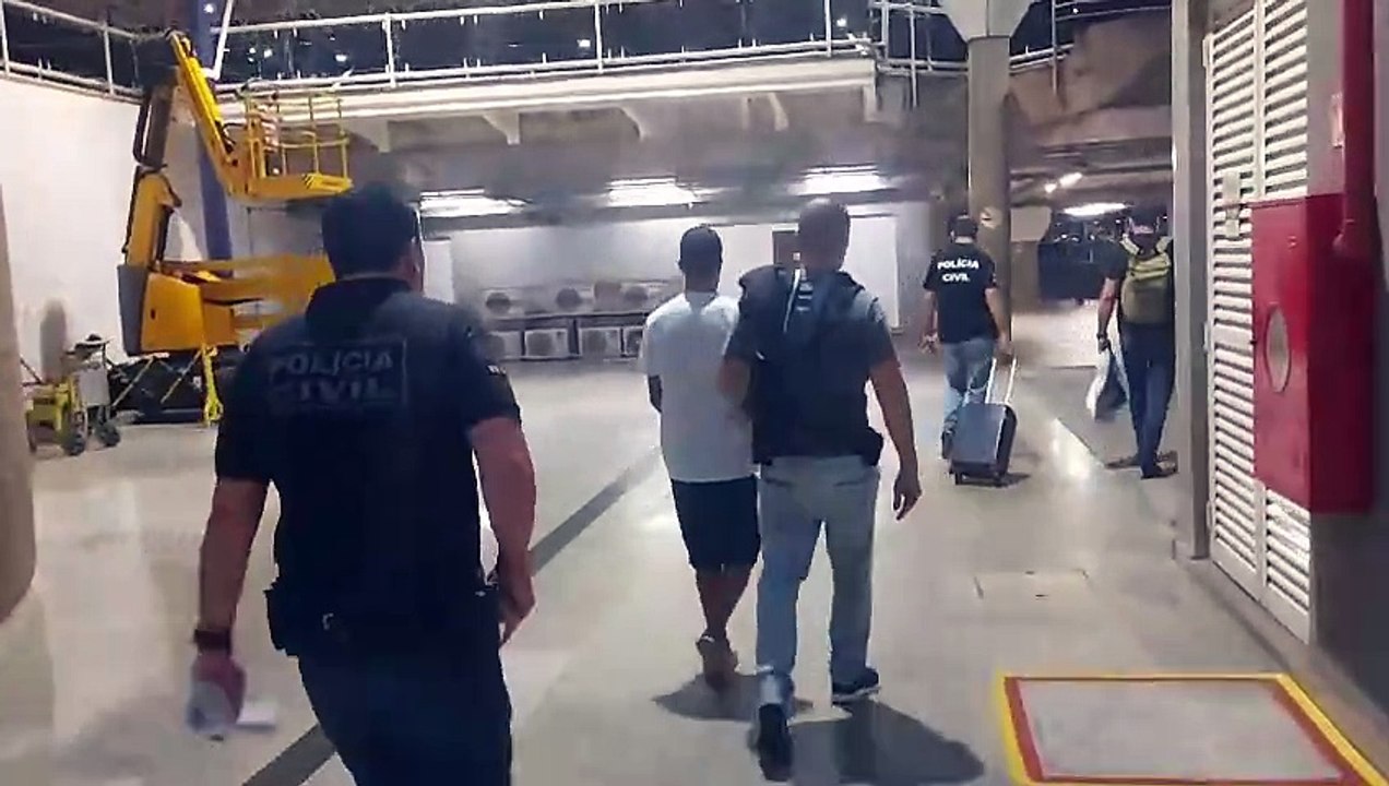 Acusado de matar namorada no DF em 2022 chega a...