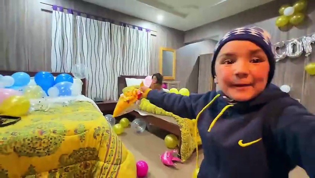 First Flight Experience Of My Life Meri Waja Say Flight Delay Hogya