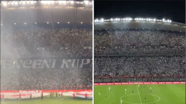 Besiktas, lo spettacolo dei tifosi è da brividi