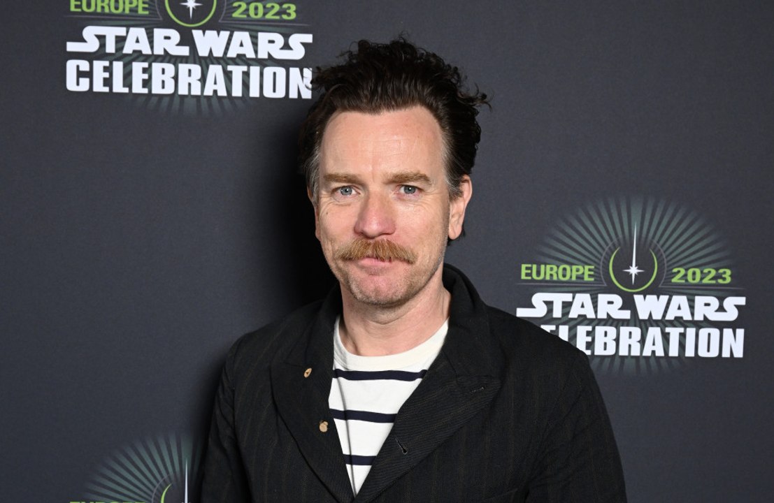 Ewan McGregor schwärmt von Ehefrau und gemeinsamem Sohn