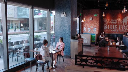 Tập 17 - Tiểu Thư Quạ Đen Và Tiên Sinh Thằn Lằn (Thuyết Minh) | Hình Phi , Lưu Nhuế Lân , Nhậm Gia Luân , Triệu Dịch Hoan