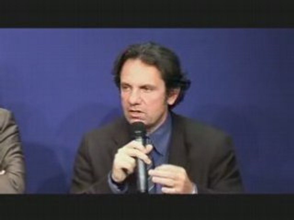 UMP - Condamnation S.Royal position de F.Lefevbre