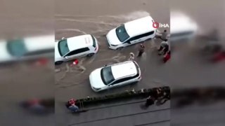 Ankara'yı sağanak vurdu! Sele kapılan çocuklar arabanın altında metrelerce sürüklendi