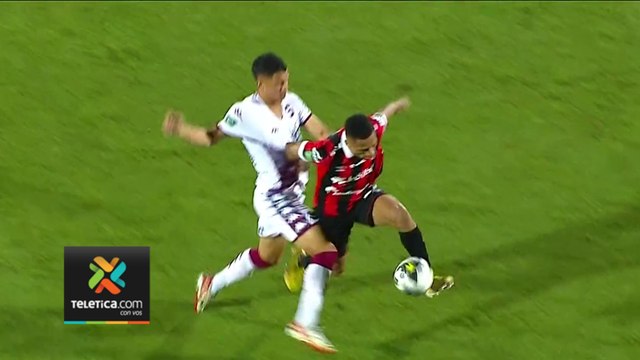 td7-defensa-punto-alto-de-alajuelense-desde-llegada-de-guimaraes-240524