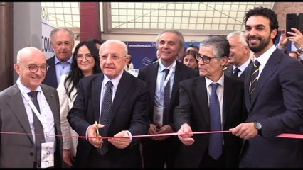 De Luca: la Campania sostiene le startup che investono in sviluppo