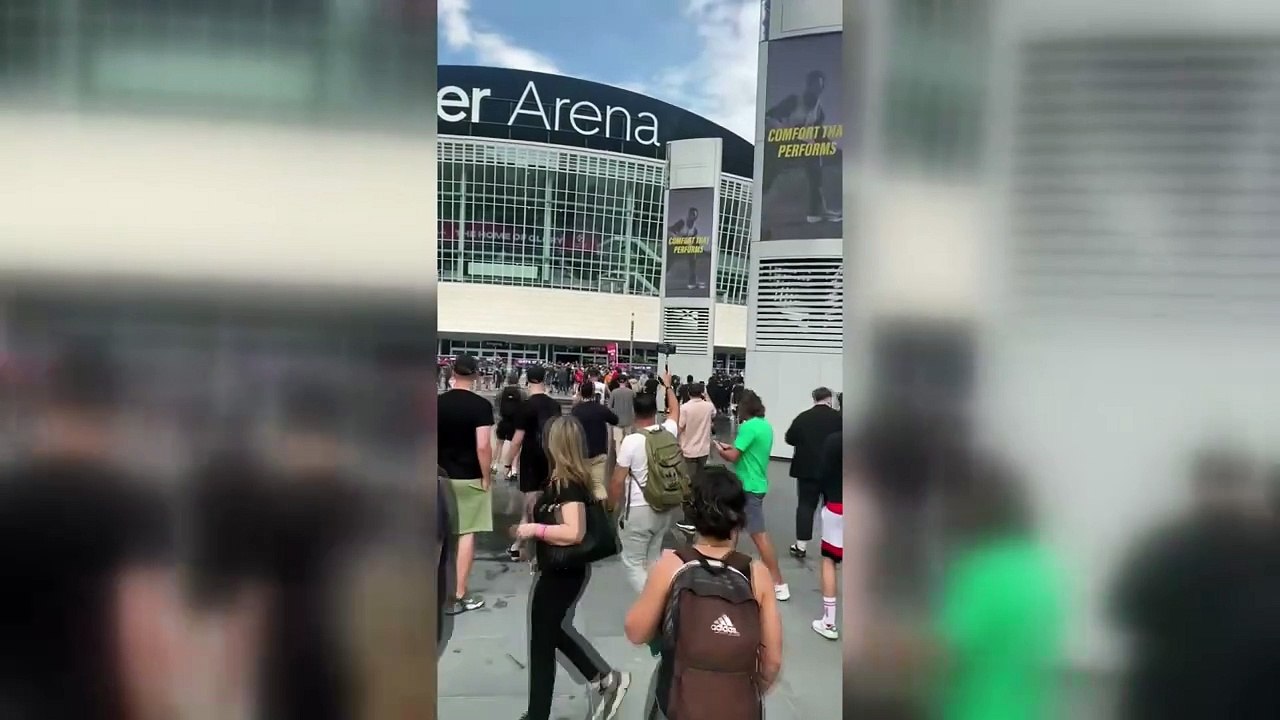 Fenerbahçe ve Panathinaikos taraftarları arasında kavga çıktı