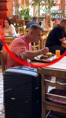 Cet homme tremble en plein restaurant puis reçoit le soutien précieux d’une cliente