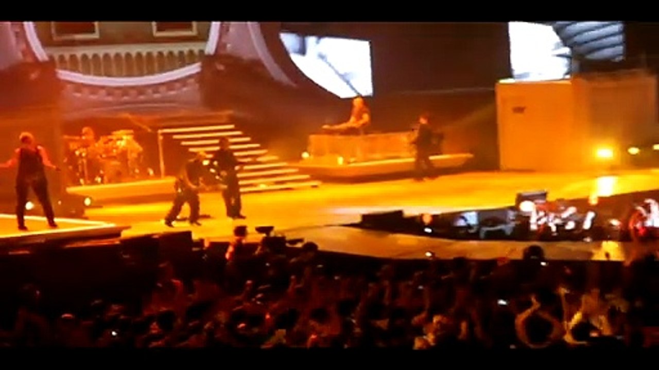 LAURA PAUSIN — NON C’È | LAURA PAUSINI - INEDITO - LIVE WORLD TOUR | EDTION SPECIALE