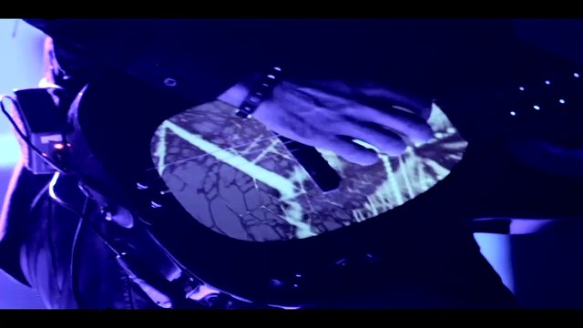 LAURA PAUSIN — INTRO “FATHER'S EYE” | LAURA PAUSINI - INEDITO - LIVE WORLD TOUR | EDTION SPECIALE