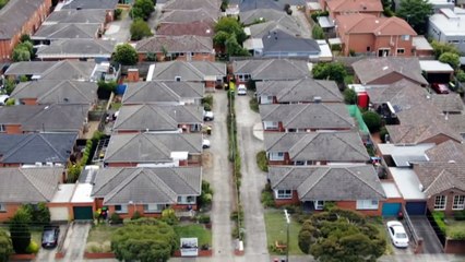 Victorian government winds back funding for Melbourne youth crime prevention program