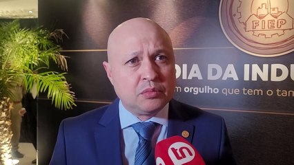 Fiep homenageia empresários durante solenidade em Apucarana