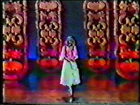 OLIVIA NEWTON-JOHN - Sam (The Tonight Show with Johnny Carson 1976)