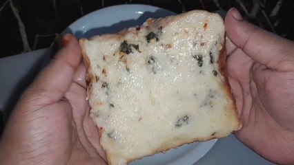 Garlic cheese bread|perfect breakfast