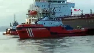Dev tanker İstanbul Boğazı'nda sürüklendi
