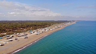 Denize sıfır ‘Çardak Beach’ dönemi bitti: Hepsi yıkılacak