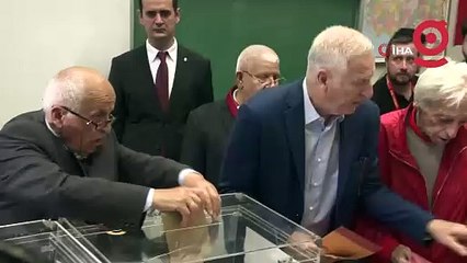 Galatasaray'da başkanlık yarışı başladı: Adaylar oyunu kullandı