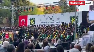 Kadıköy Anadolu Lisesi öğrencilerinden okul müdürüne tepki