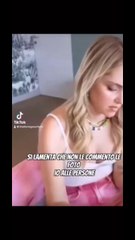 Скачать видео: Chiara Ferragni si arrabbia con Fedez perche non commenta i suoi post